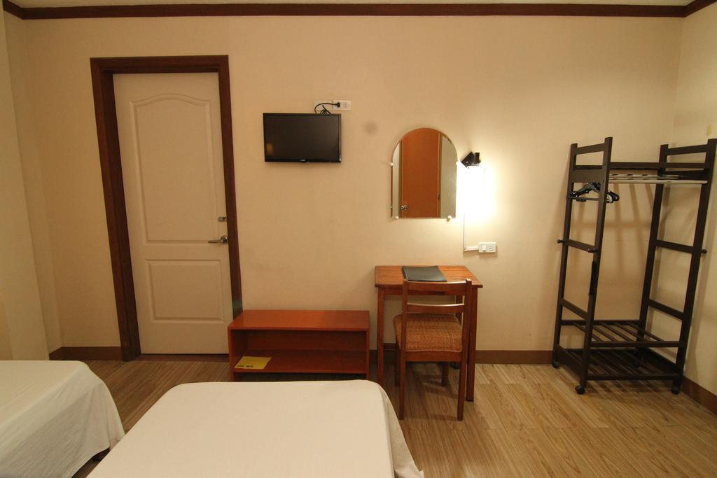 Hotel Bahay Ni Tuding - House Of Tuding Davao City Esterno foto
