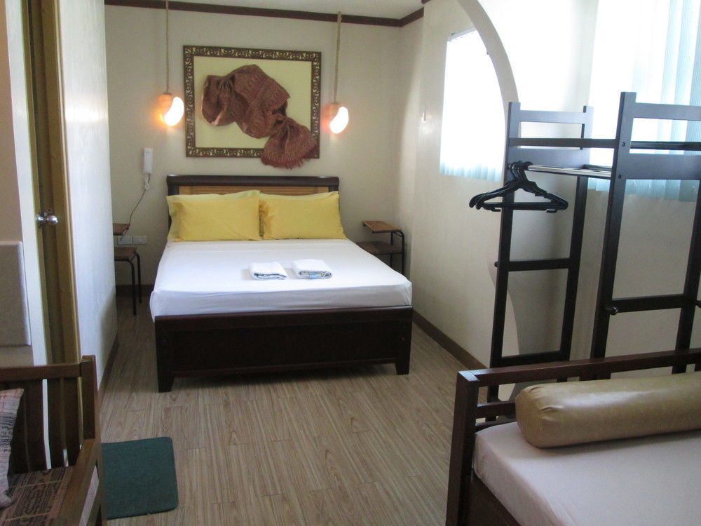 Hotel Bahay Ni Tuding - House Of Tuding Davao City Esterno foto