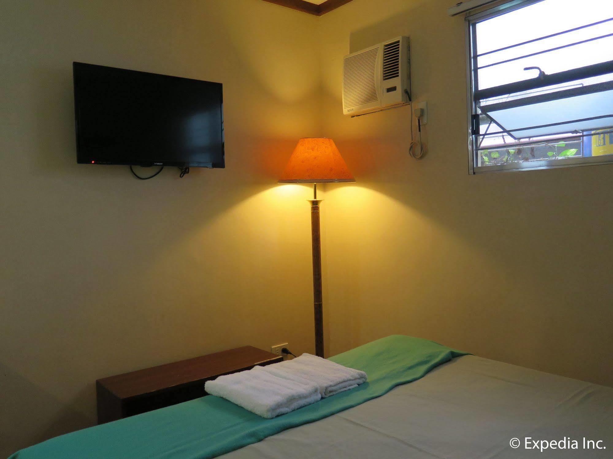 Hotel Bahay Ni Tuding - House Of Tuding Davao City Esterno foto